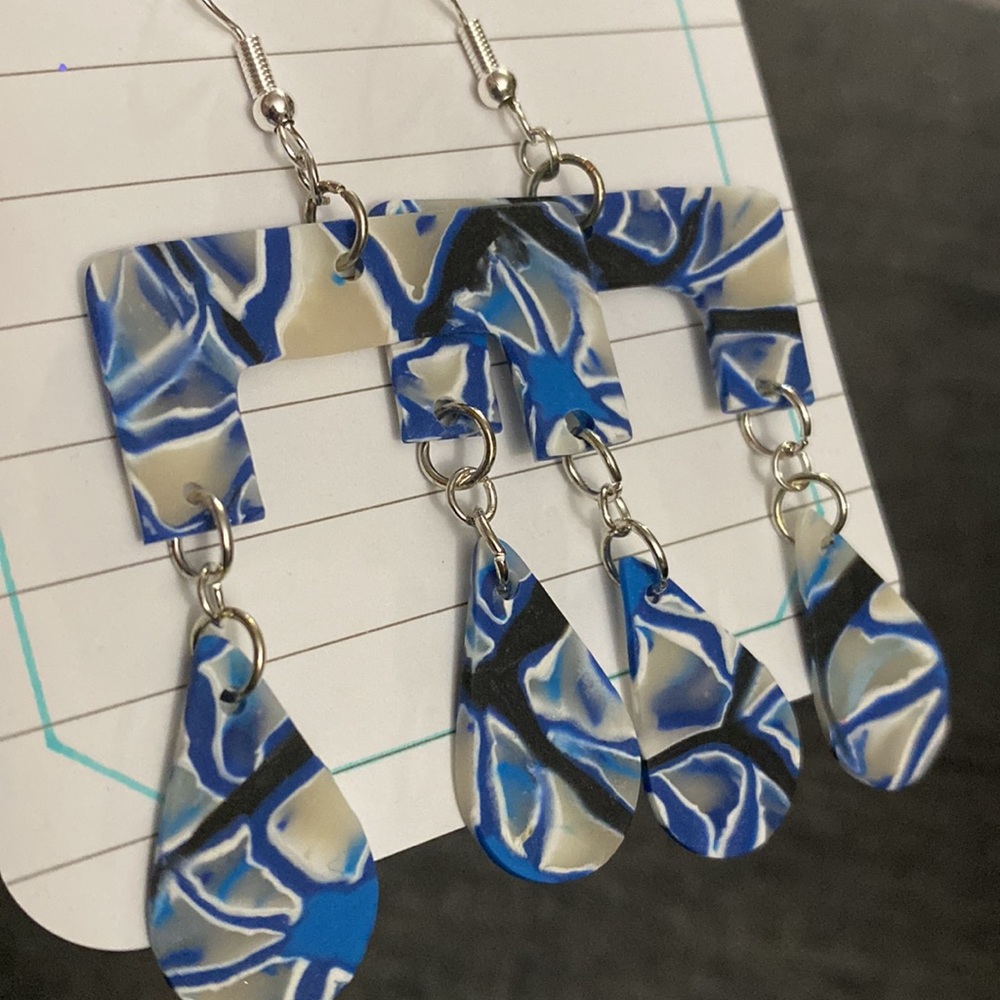 Clay Earrings - Picture 3 of 6